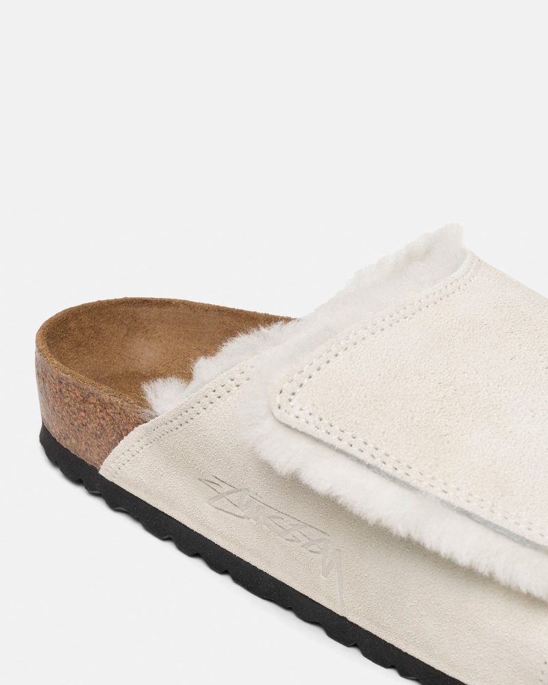 Chaussure Stüssy & Birkenstock Solana Shearling Claquette Bone | IX12-Q8-ML